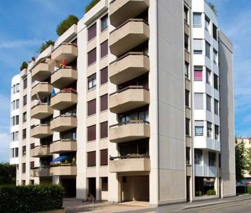 Appartement de 3 pièces au 1er étage dans un immeuble avec ascenseur. - Photo 1