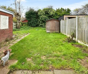 3 bedroom semi-detached house to rent - Photo 6