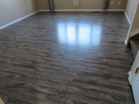 5524 49 Avenue 3 Lloydminster, SK S9V 0V4 - Photo 2