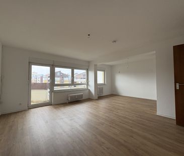 Frisch renovierte 3,5-Zimmer-Wohnung, nur mit Wohnberechtigungsschein - Photo 1