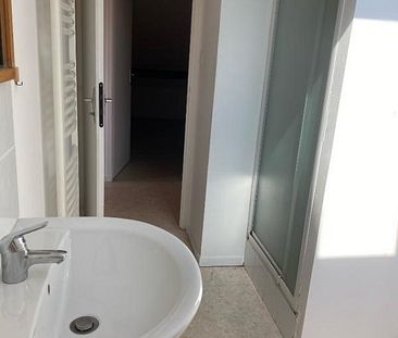 Appartement Le Chambon-Feugerolles - Photo 2