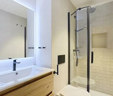 Room in a shared 6-bedroom apartment for rent in Castillejos. - Foto 5