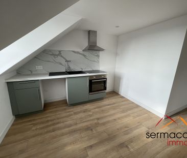 Appartement rénové type F2 au dernier étage - Photo 3