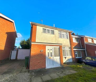 3 bedroom semi-detached house to rent - Photo 3