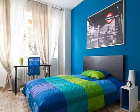 Via Andrea Costa, Milan, Lombardy 20131 - Photo 4