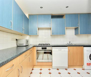 3 bedroom house to rent - Photo 2