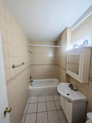 Valleyview Apartments — 1 Bedroom - Photo 3