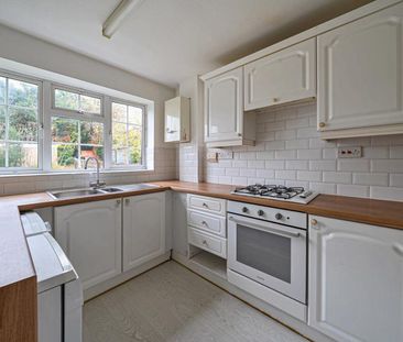 3 bedroom terraced house to rent - Photo 6