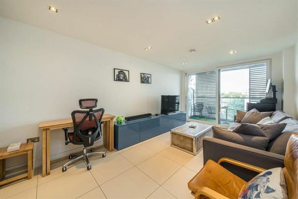 East Road, East Road, N1 - Photo 1