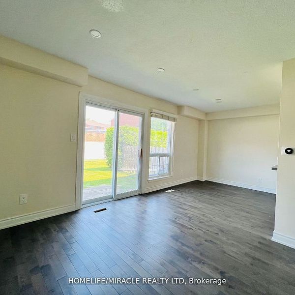 For Lease - 50 Blackwell Avenue Unit# 11, Toronto, Ontario - Photo 1