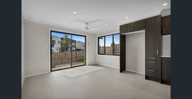 Brand new granny flat in central location! - Photo 1