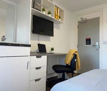 Classic Non-Ensuite - Photo 6