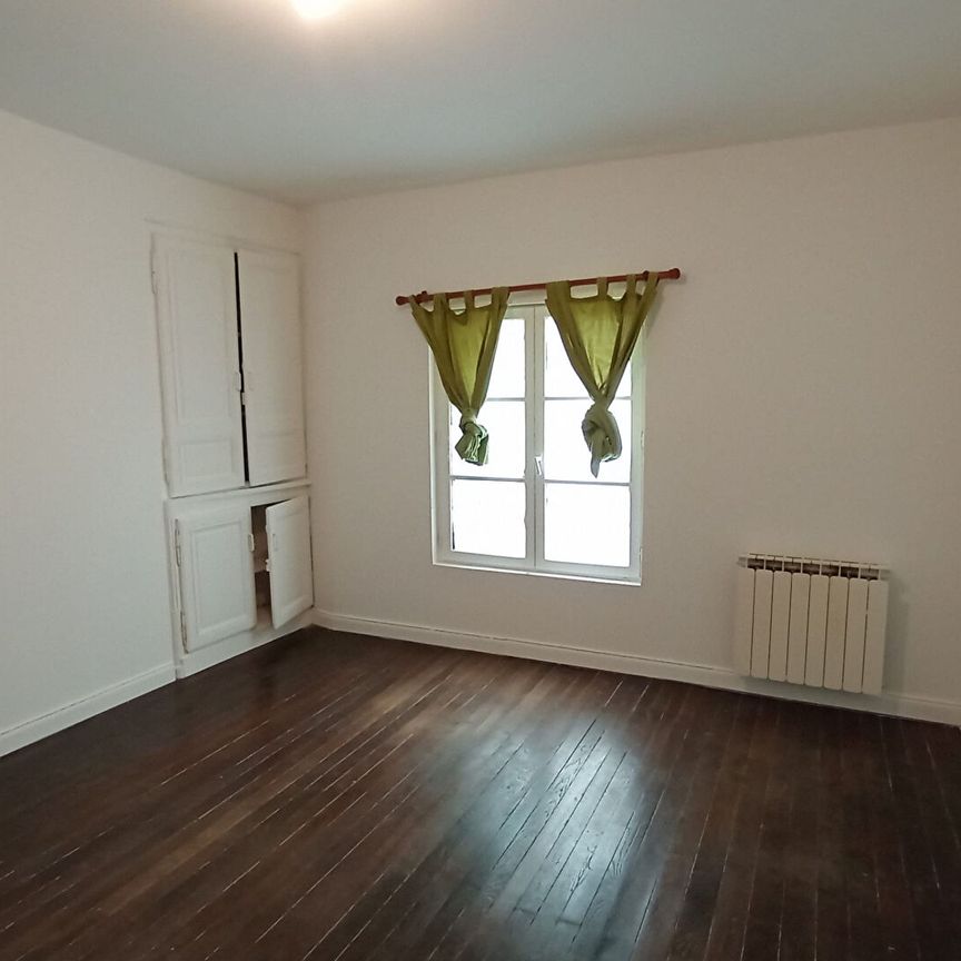 Location appartement 1 pièce, 28.00m², Amboise - Photo 1