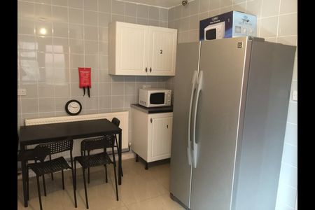 5 Bed Semi-Detached House, Freeburn Causeway, CV4 - Photo 4