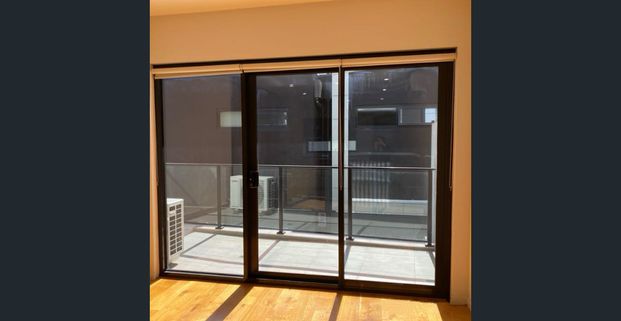 Modern 2-Bedroom Townhouse in Central Reservoir - Photo 1