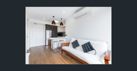 "Low Maintenance Living in the Heart of Ivanhoe" - Photo 3