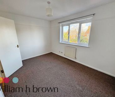 Teal Close, Braintree, Great Notley - Photo 2