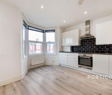 3 bedroom property to rent - Photo 3