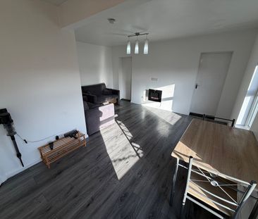 2 Bed Flat, Ashfield, L15 - Photo 4