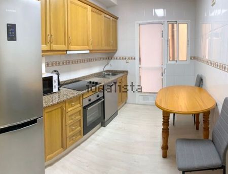 Alquiler de piso en Calle del Sol - Foto 3