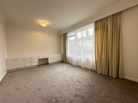 132 Mountain Road, Epsom - Photo 4
