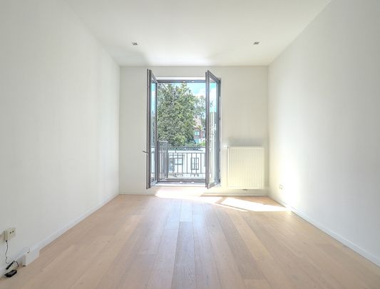 Appartement met twee slaapkamers in Elsene - Photo 1