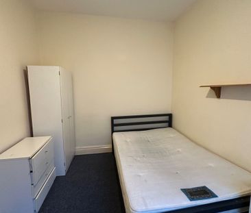 Heald Place Rusholme Manchester - Photo 4