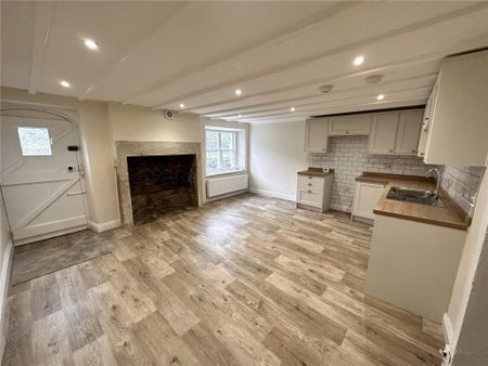 3 bedroom terraced house to rent - Photo 3