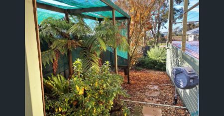 CHARMING TWO BEDROOM RESIDENCE TO CALL HOME!! - Photo 5