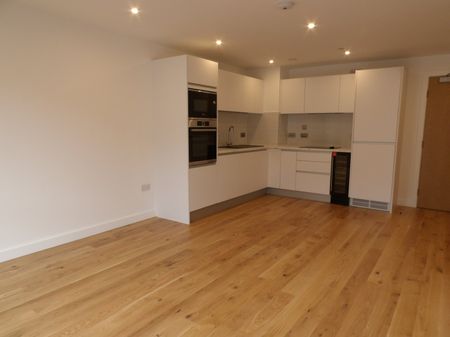 2 bedroom apartment to rent - Photo 4