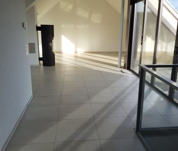 3.5 Zimmer, 107 m², 2. Stock - Photo 3