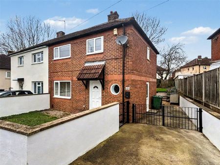 3 bedroom semi-detached house to rent - Photo 4