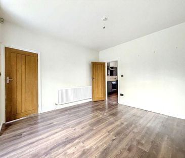 2 bed end of terrace house to rent in SR8 - Photo 3