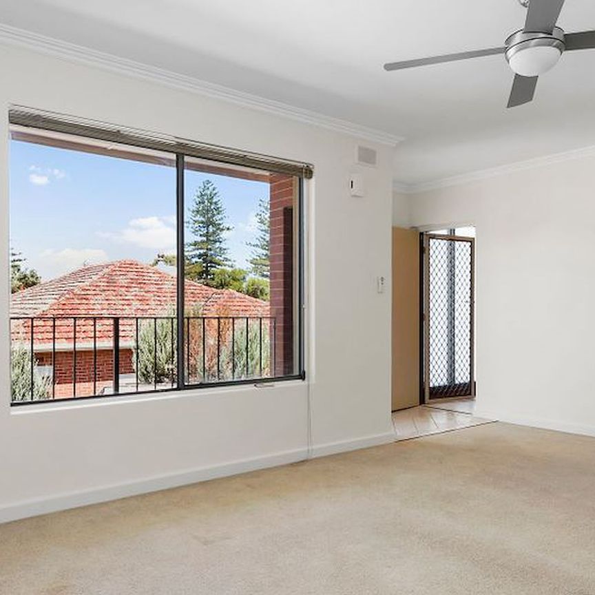 Unit 6/8 Keen Avenue, Glenelg East. - Photo 1