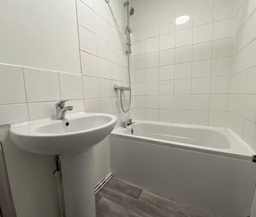 1 bedroom property to rent - Photo 2