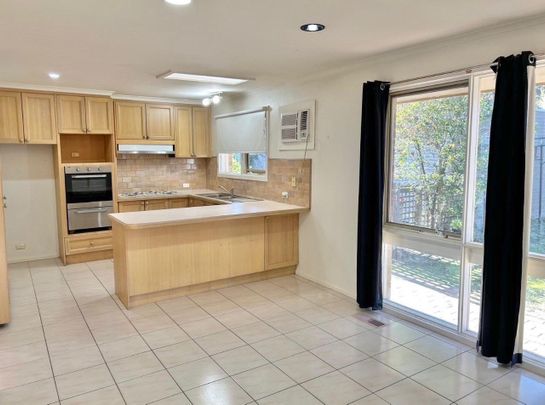 SINGLE LEVEL LIVING IN AN EXCEPTIONAL LOCATION - Photo 1