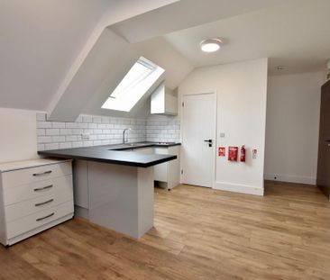 Studio to rent - Photo 6