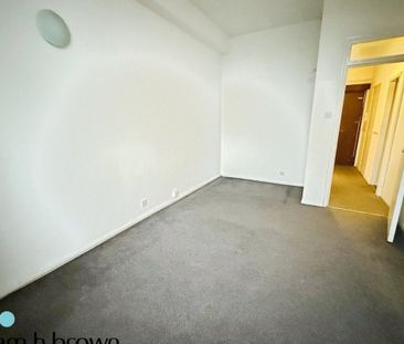 Stanford House - Photo 6