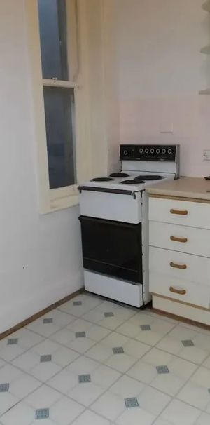 Prime 2 Bedroom Security Apartment in Potts Point - Photo 1