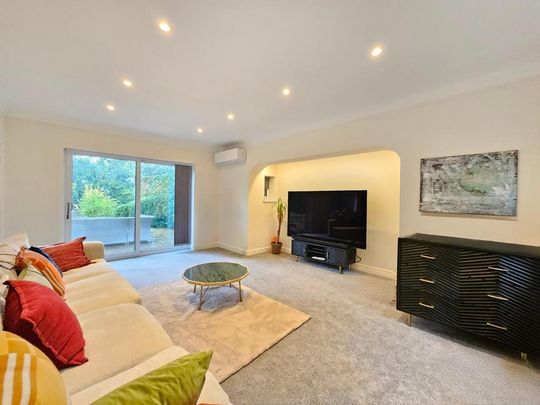 4 bedroom detached house to rent - Photo 1