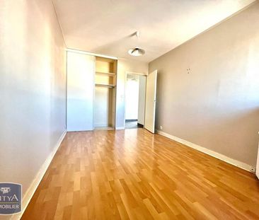 Location Appartement 3 pièces 99m² BOURGES 18000 - Photo 4