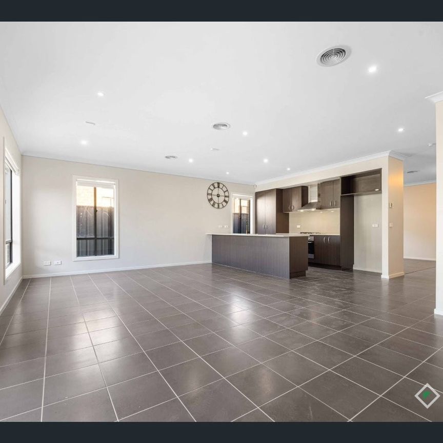 Executive Family Living with Space, Security & Style in Derrimut - Photo 1