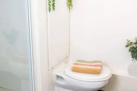 Double Ensuite - Photo 5