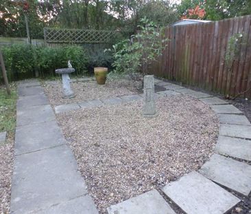 2 bedroom bungalow to rent - Photo 4