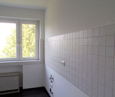 Auf geht´s, machen Sie Ihr Wohn-Paradise daraus… 3 Zimmer, 3 OG, Balkon und Keller - Photo 4