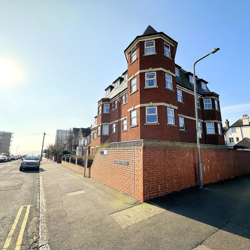 A 2 Bedroom Apartment Instruction to Let in Bexhill on Sea - Photo 1