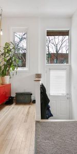 PLATEAU/MILE END/ADJ OUTREMONT | 3 CHAMBRES À COUCHER | 1300 PC | STATIONNEMENT EXT. - Photo 4