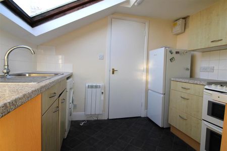 1 bedroom flat to rent - Photo 4