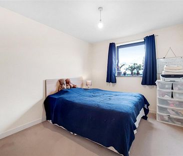 1 bedroom in London - Photo 6