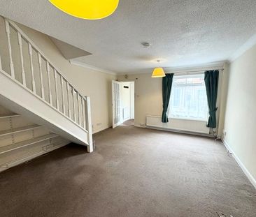 2 bedroom semi-detached house to rent - Photo 2